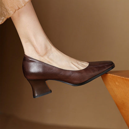 Oriel | Zapatos de salón cuadrados de cuero