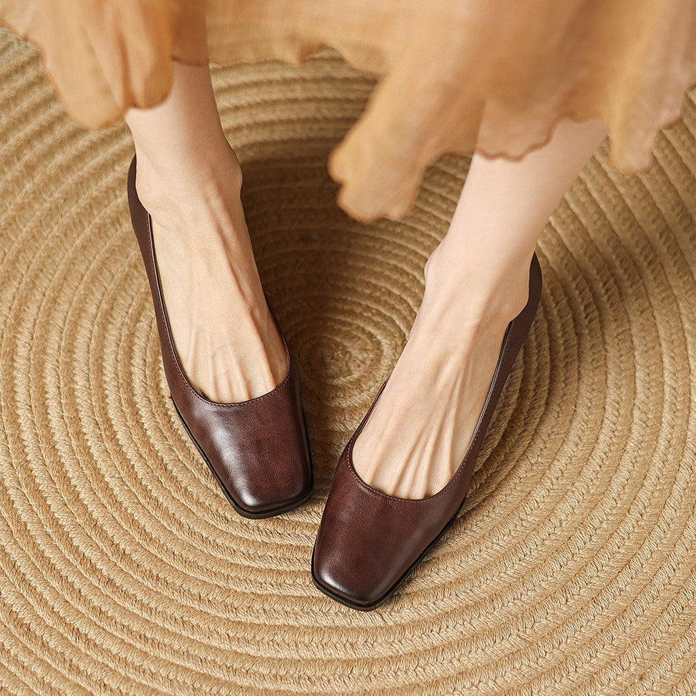 Oriel | Zapatos de salón cuadrados de cuero