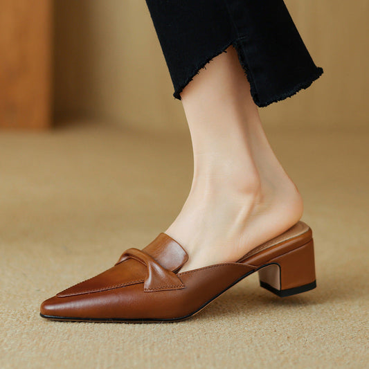 Marloe | Mules de cuero con punta afilada